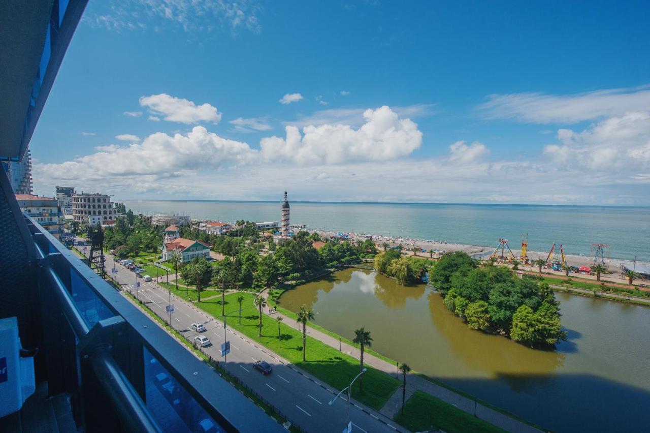 Orbi City Towers Batumi Exterior foto
